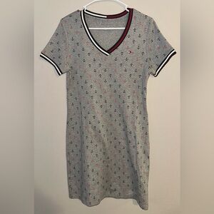 Tommy Hilfiger Women's Size M Anchor T-Shirt Dress Short Sleeve V-Neck Flag Logo